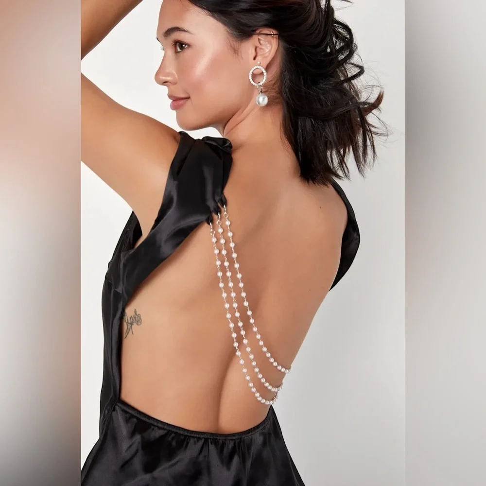 Lulu's High-Class Essence Black Satin Pearl Backless Sleeveless Top Size Large - Picture 2 of 5